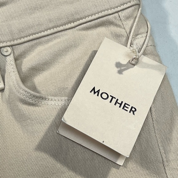 NWT Mother Weekender Flare Jeans Fog Beige Size 28 Frayed Hem Premium Denim - Picture 6 of 15